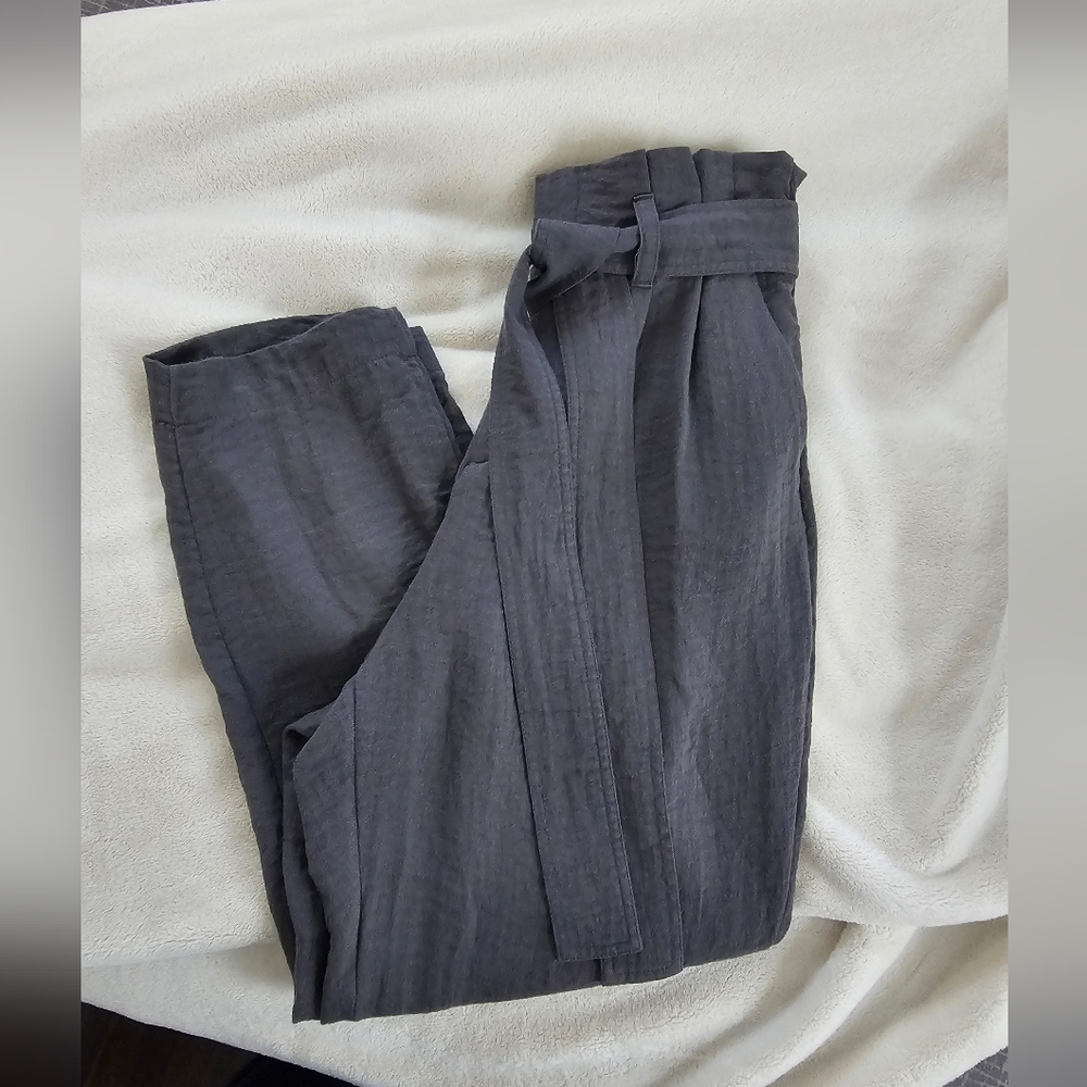 EUC A New Day Womens Paperbag Pants, Gray, S